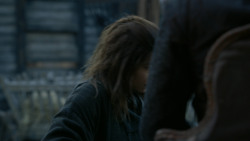 extant_GameOfThrones_2x05-TheGhostOfHarrenhal_4561