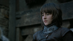 extant_GameOfThrones_2x05-TheGhostOfHarrenhal_4564