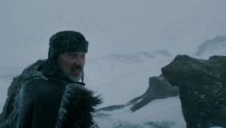 extant_GameOfThrones_2x05-TheGhostOfHarrenhal_4596