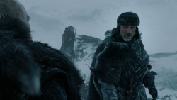extant_GameOfThrones_2x05-TheGhostOfHarrenhal_4735
