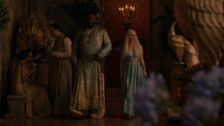 extant_GameOfThrones_2x05-TheGhostOfHarrenhal_4895