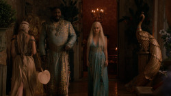 extant_GameOfThrones_2x05-TheGhostOfHarrenhal_4905