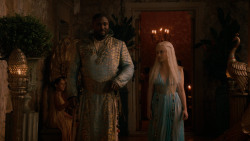 extant_GameOfThrones_2x05-TheGhostOfHarrenhal_4914