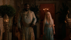 extant_GameOfThrones_2x05-TheGhostOfHarrenhal_4916