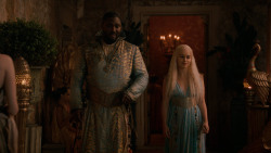 extant_GameOfThrones_2x05-TheGhostOfHarrenhal_4918