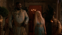 extant_GameOfThrones_2x05-TheGhostOfHarrenhal_4924