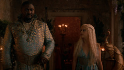 extant_GameOfThrones_2x05-TheGhostOfHarrenhal_4932