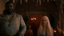 extant_GameOfThrones_2x05-TheGhostOfHarrenhal_4937