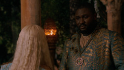 extant_GameOfThrones_2x05-TheGhostOfHarrenhal_4955