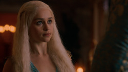 extant_GameOfThrones_2x05-TheGhostOfHarrenhal_4958