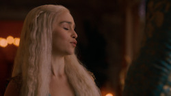 extant_GameOfThrones_2x05-TheGhostOfHarrenhal_4965