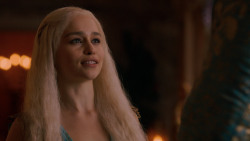 extant_GameOfThrones_2x05-TheGhostOfHarrenhal_4966