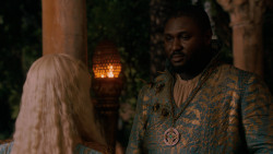 extant_GameOfThrones_2x05-TheGhostOfHarrenhal_4968
