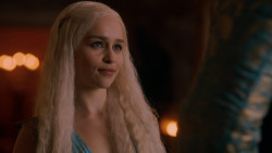extant_GameOfThrones_2x05-TheGhostOfHarrenhal_4999