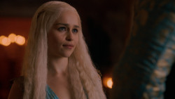 extant_GameOfThrones_2x05-TheGhostOfHarrenhal_5000