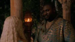 extant_GameOfThrones_2x05-TheGhostOfHarrenhal_5013