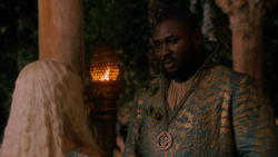 extant_GameOfThrones_2x05-TheGhostOfHarrenhal_5017