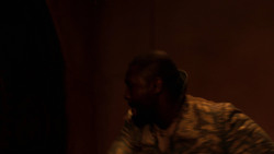 extant_GameOfThrones_2x05-TheGhostOfHarrenhal_5034