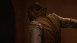 extant_GameOfThrones_2x05-TheGhostOfHarrenhal_5035