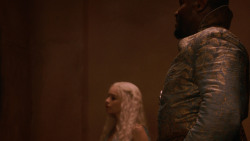 extant_GameOfThrones_2x05-TheGhostOfHarrenhal_5044