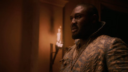 extant_GameOfThrones_2x05-TheGhostOfHarrenhal_5057