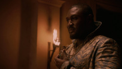 extant_GameOfThrones_2x05-TheGhostOfHarrenhal_5070
