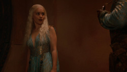 extant_GameOfThrones_2x05-TheGhostOfHarrenhal_5073