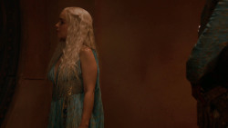 extant_GameOfThrones_2x05-TheGhostOfHarrenhal_5081