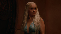 extant_GameOfThrones_2x05-TheGhostOfHarrenhal_5092