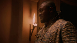 extant_GameOfThrones_2x05-TheGhostOfHarrenhal_5099