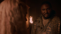 extant_GameOfThrones_2x05-TheGhostOfHarrenhal_5152