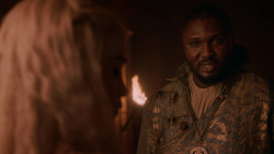 extant_GameOfThrones_2x05-TheGhostOfHarrenhal_5153