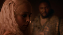 extant_GameOfThrones_2x05-TheGhostOfHarrenhal_5164