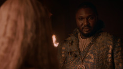 extant_GameOfThrones_2x05-TheGhostOfHarrenhal_5169