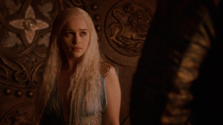 extant_GameOfThrones_2x05-TheGhostOfHarrenhal_5177