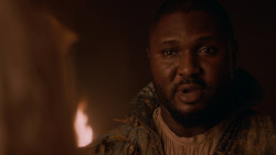 extant_GameOfThrones_2x05-TheGhostOfHarrenhal_5181