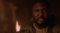extant_GameOfThrones_2x05-TheGhostOfHarrenhal_5182