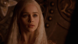 extant_GameOfThrones_2x05-TheGhostOfHarrenhal_5190