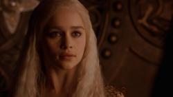 extant_GameOfThrones_2x05-TheGhostOfHarrenhal_5195