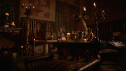 extant_GameOfThrones_2x05-TheGhostOfHarrenhal_5204
