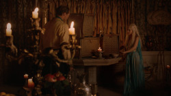 extant_GameOfThrones_2x05-TheGhostOfHarrenhal_5218