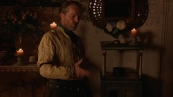 extant_GameOfThrones_2x05-TheGhostOfHarrenhal_5226