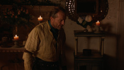 extant_GameOfThrones_2x05-TheGhostOfHarrenhal_5243