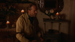 extant_GameOfThrones_2x05-TheGhostOfHarrenhal_5247