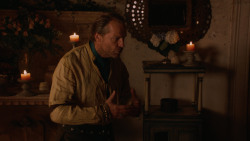 extant_GameOfThrones_2x05-TheGhostOfHarrenhal_5248