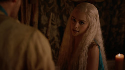 extant_GameOfThrones_2x05-TheGhostOfHarrenhal_5262