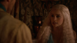 extant_GameOfThrones_2x05-TheGhostOfHarrenhal_5274