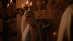 extant_GameOfThrones_2x05-TheGhostOfHarrenhal_5285