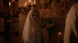 extant_GameOfThrones_2x05-TheGhostOfHarrenhal_5286