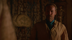 extant_GameOfThrones_2x05-TheGhostOfHarrenhal_5288